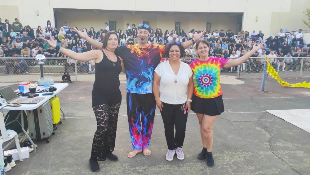 הצוות שהוביל מטעם נוער שוחר מדע את יום הפיזיקה במכללה