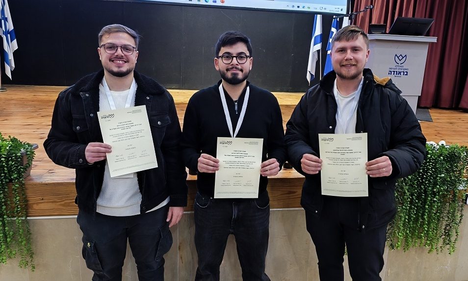 הזוכים בתחרות "נאום המעלית" של המחלקה להנדסת מכונות