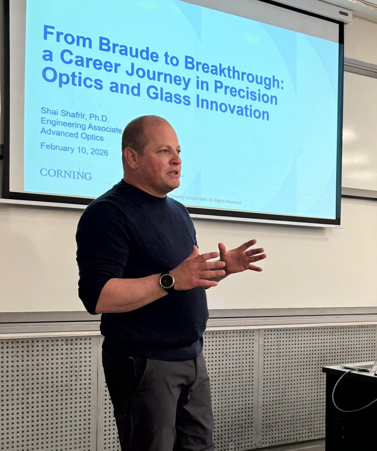 ד"ר שי שפריר