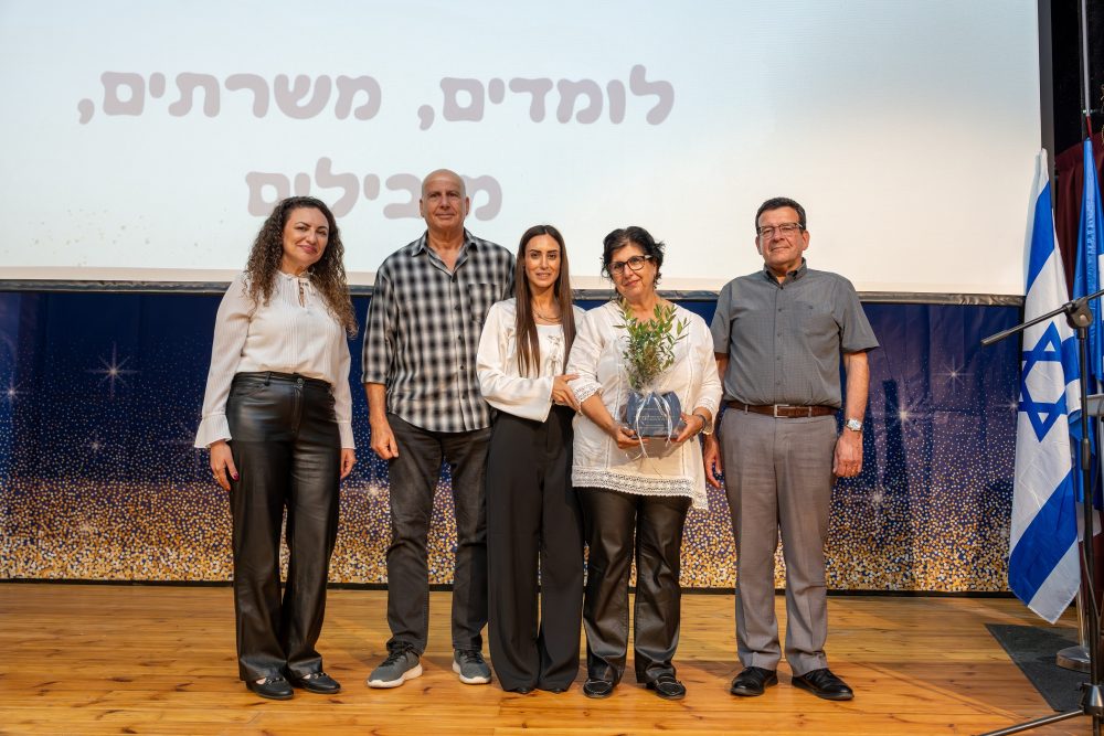 טקס הענקת מלגות ע"ש נדס באלוה - מיכאל רגב, תמי באלוה, ליאת דמתי, אליפז באלוה, יאנה מלניקוב